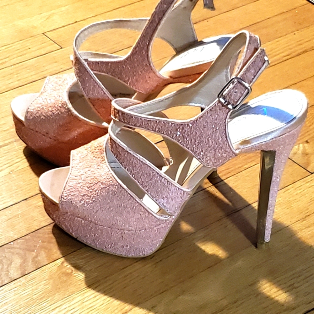 Pink sparkle platform heel